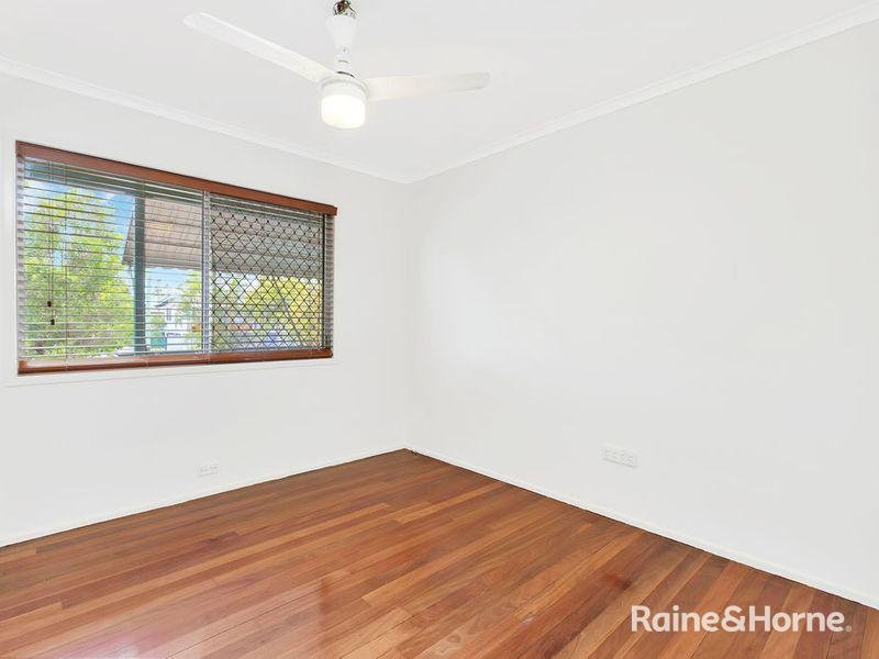 Photo - 162 North Road, Woodridge QLD 4114 - Image 10