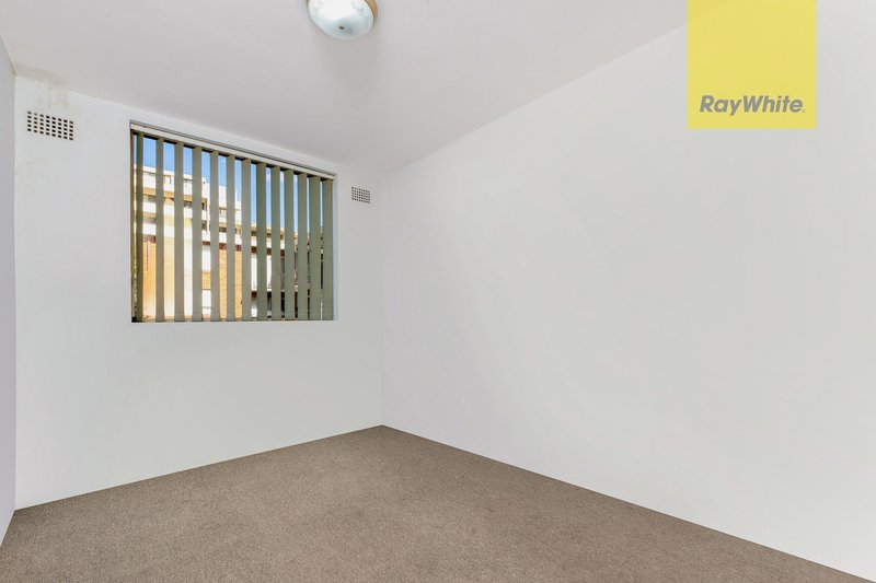 Photo - 16/2 Pitt Street, Parramatta NSW 2150 - Image 4