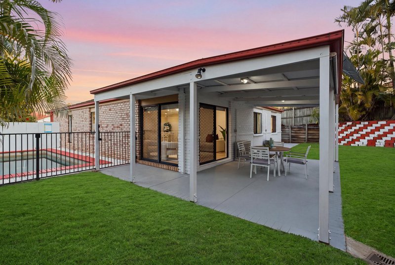 Photo - 162 Rubicon Crescent, Kuraby QLD 4112 - Image 25