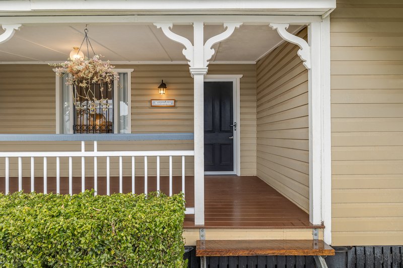 Photo - 162 Spring Street, Middle Ridge QLD 4350 - Image 2