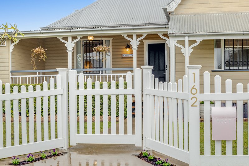 Photo - 162 Spring Street, Middle Ridge QLD 4350 - Image 5