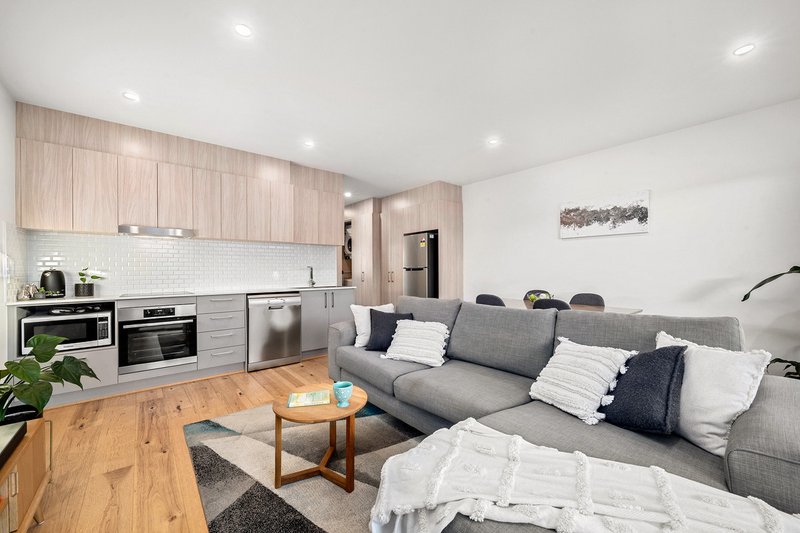 Photo - 16/2 Telfer Street, Coombs ACT 2611 - Image