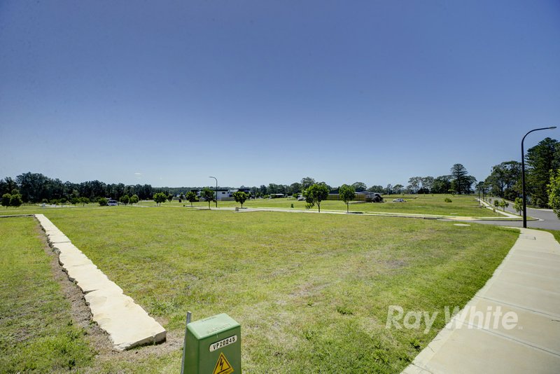 Photo - 162 Trinity Point Drive, Morisset Park NSW 2264 - Image 4