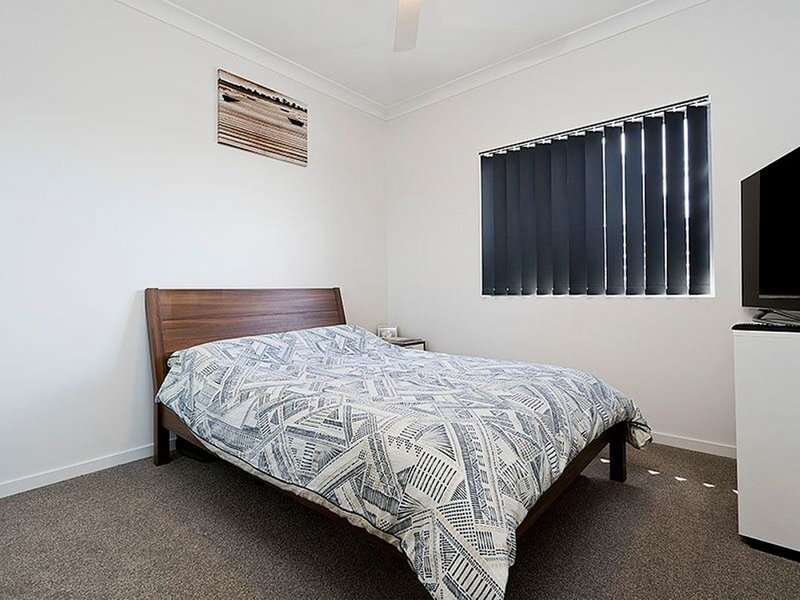 Photo - 16/2 University Road, Mitchelton QLD 4053 - Image 4