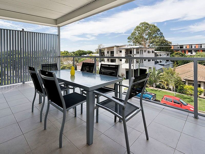 Photo - 16/2 University Road, Mitchelton QLD 4053 - Image 9