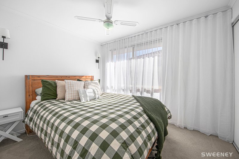 Photo - 162 Victoria Street, Altona Meadows VIC 3028 - Image 8