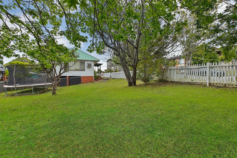 Photo - 162 Wyong Road, Killarney Vale NSW 2261 - Image 4