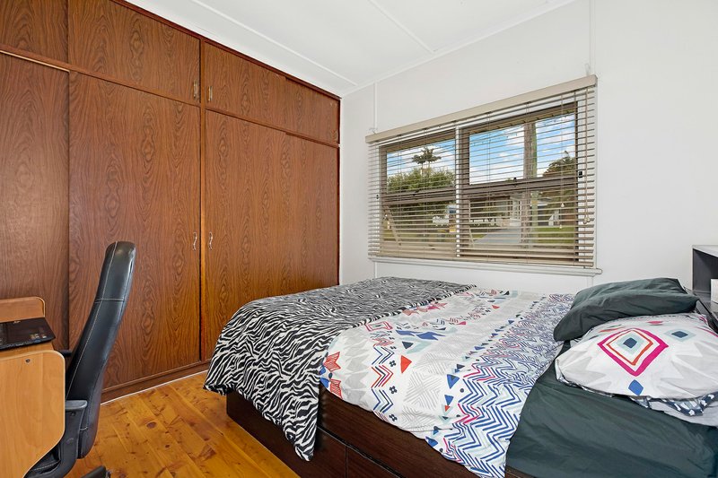 Photo - 162 Wyong Road, Killarney Vale NSW 2261 - Image 10