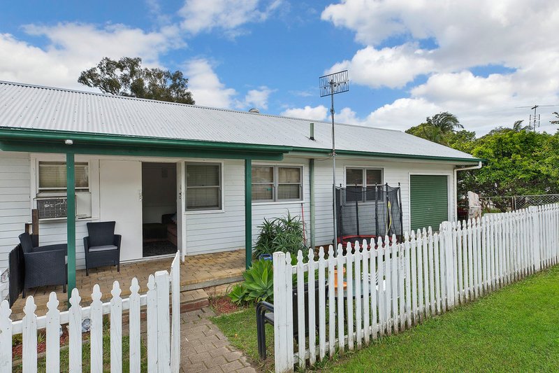 Photo - 162 Wyong Road, Killarney Vale NSW 2261 - Image 11