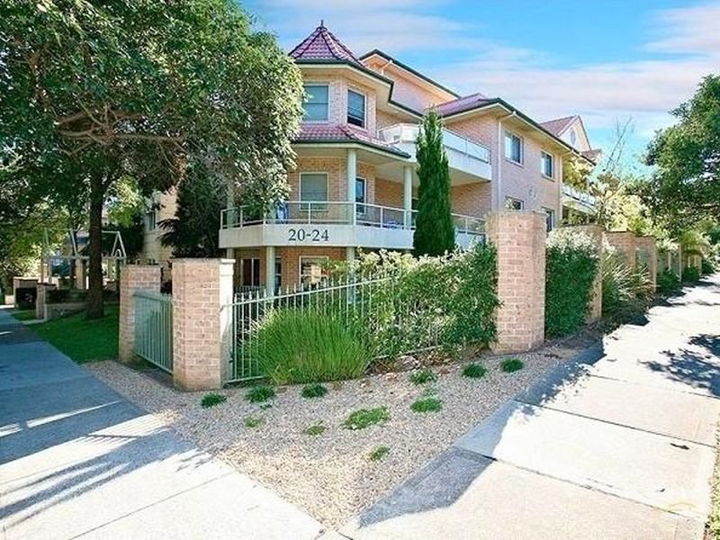 Photo - 16/20-24 Dalcassia Street, Hurstville NSW 2220 - Image 1