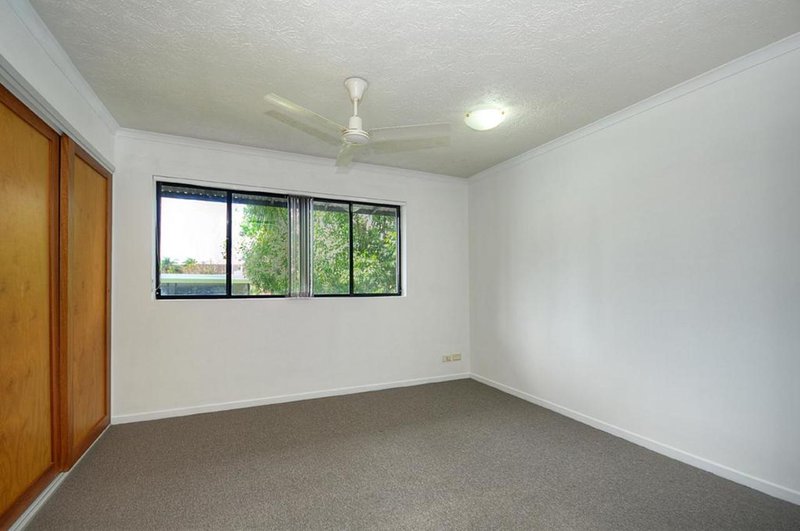 Photo - 16/20-26 Illawong Street, Chevron Island QLD 4217 - Image 3