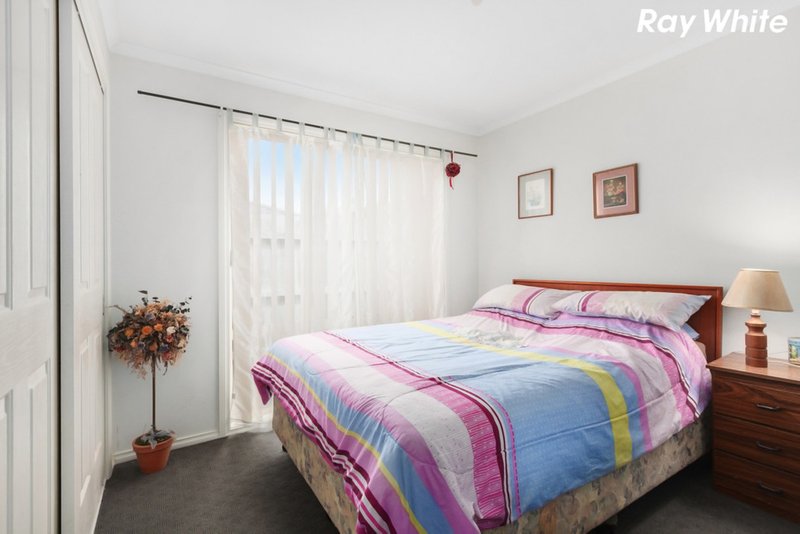 Photo - 16/21-31 Parman Avenue, Pakenham VIC 3810 - Image 3