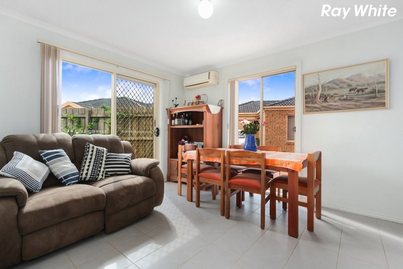 Photo - 16/21-31 Parman Avenue, Pakenham VIC 3810 - Image 6