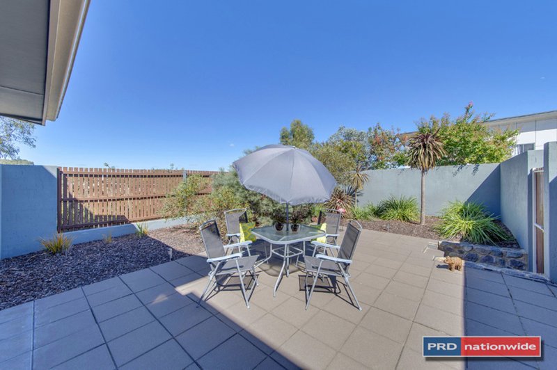 Photo - 16/215 Aspinall Street, Watson ACT 2602 - Image 3