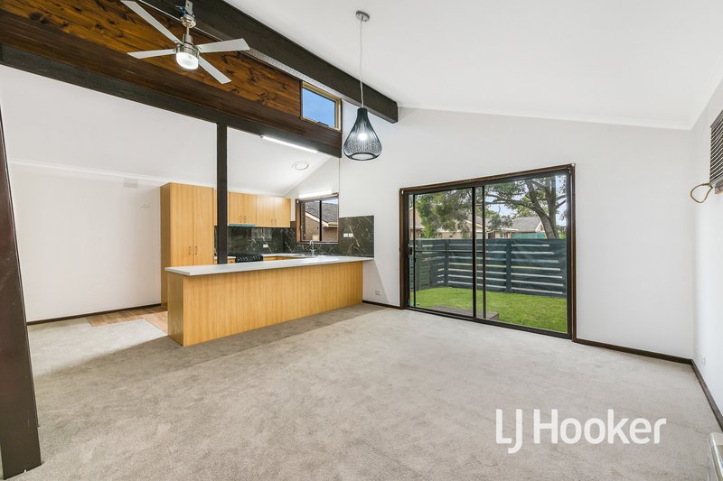 Photo - 16/22 Somerville Road, Hampton Park VIC 3976 - Image 6