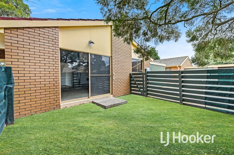 Photo - 16/22 Somerville Road, Hampton Park VIC 3976 - Image 10