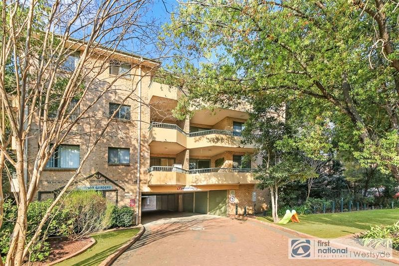 Photo - 16/235 Targo Road, Toongabbie NSW 2146 - Image