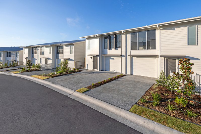 Photo - 162/47 Urbana Boulevard, Coomera QLD 4209 - Image 1