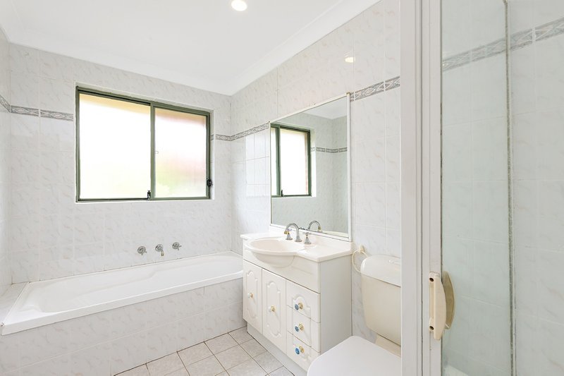 Photo - 16/25-29 Koorabel Avenue, Gymea NSW 2227 - Image 4