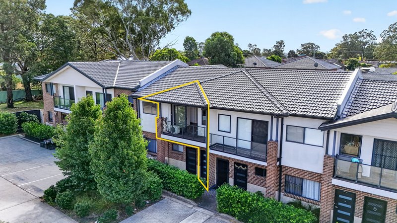 Photo - 16/26-28 Third Avenue, Macquarie Fields NSW 2564 - Image 1
