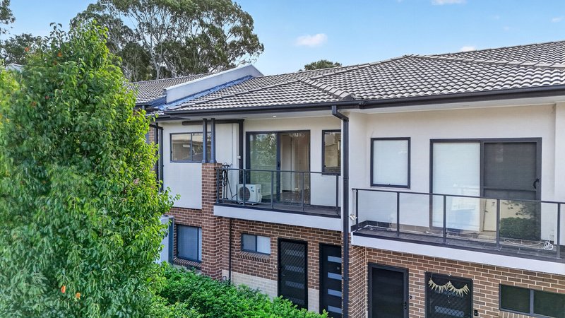 Photo - 16/26-28 Third Avenue, Macquarie Fields NSW 2564 - Image 2