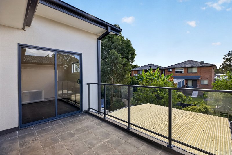 Photo - 16/26-28 Third Avenue, Macquarie Fields NSW 2564 - Image 8