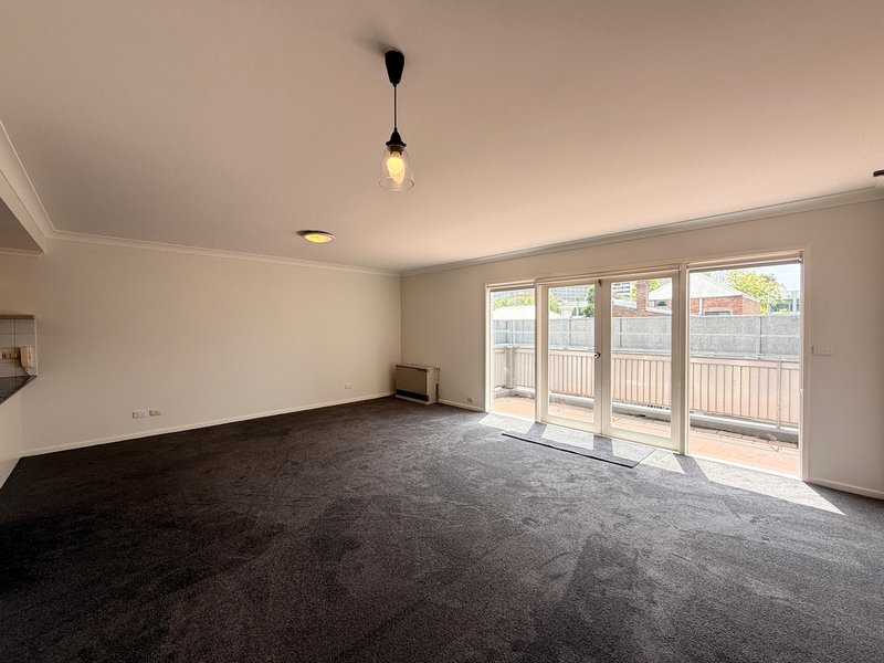 Photo - 16/29 Little Palmerston Street, Carlton VIC 3053 - Image 2