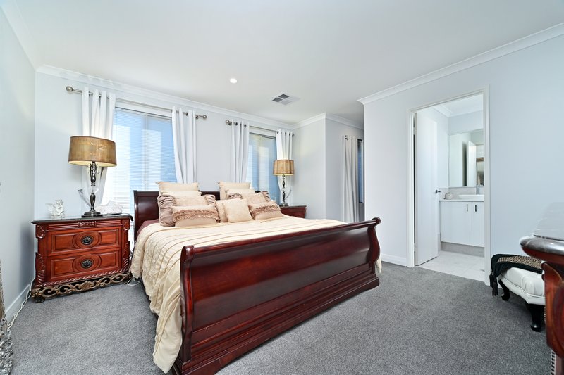 Photo - 162B Grand Promenade, Bedford WA 6052 - Image 11