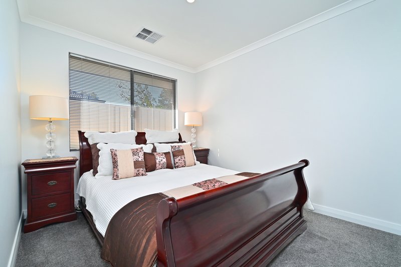 Photo - 162B Grand Promenade, Bedford WA 6052 - Image 13