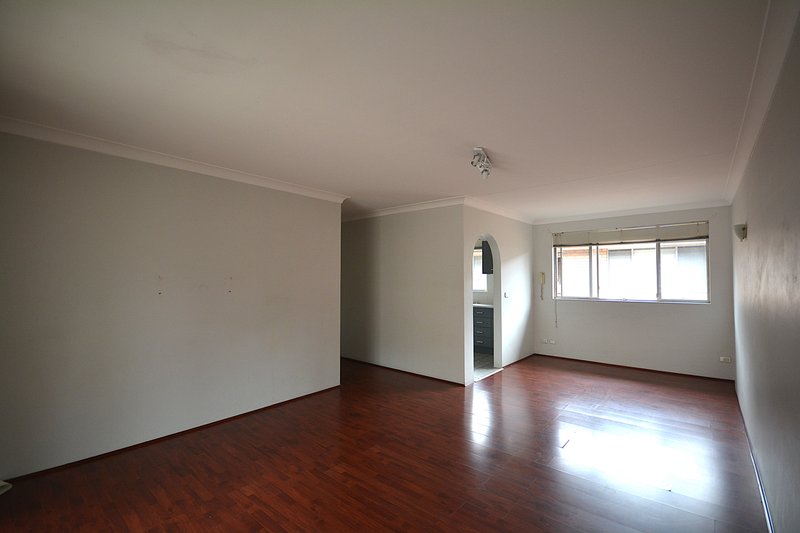 Photo - 16/3-5 Kane Street, Guildford NSW 2161 - Image 3