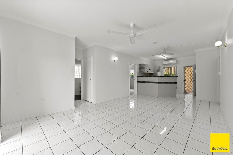 Photo - 1/63-65 Mccormack Street, Manunda QLD 4870 - Image 3