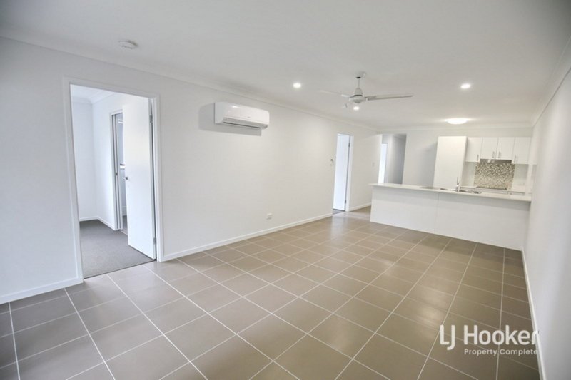 Photo - 1/63 Bambil Street, Marsden QLD 4132 - Image 1