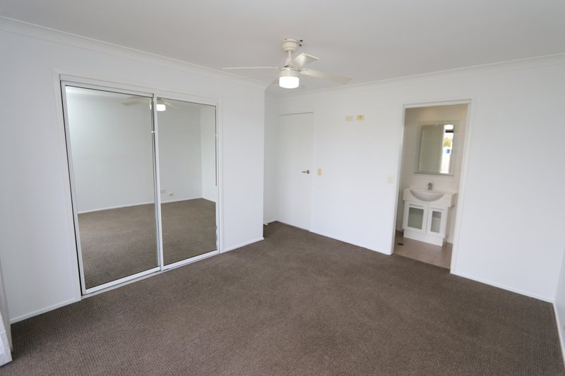 Photo - 163 Benowa Road, Ashmore QLD 4214 - Image 9