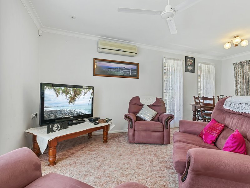 Photo - 163 Bestmann Road East , Sandstone Point QLD 4511 - Image 2