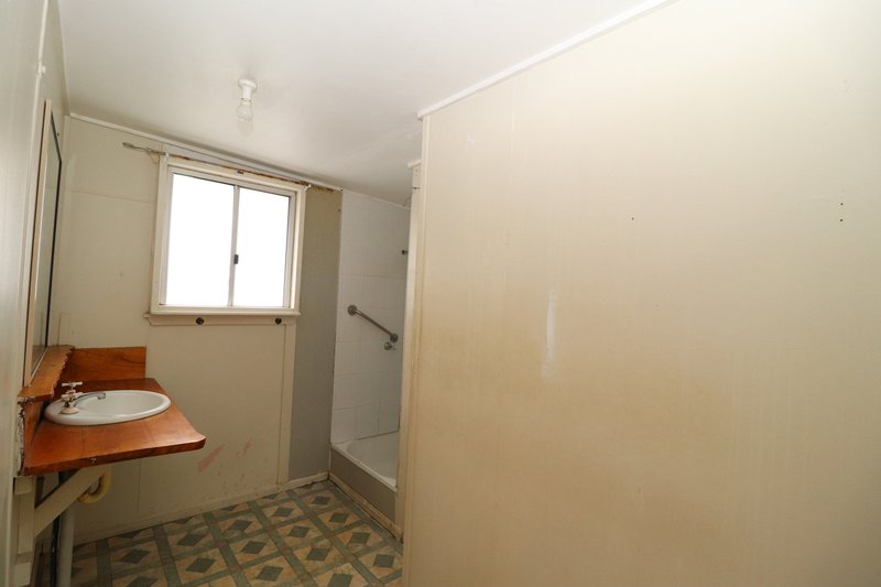 Photo - 163 Cameron Street, Ayr QLD 4807 - Image 7