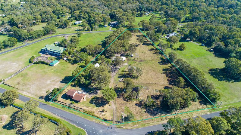 Photo - 163 Campbell Parade, Beachmere QLD 4510 - Image 5