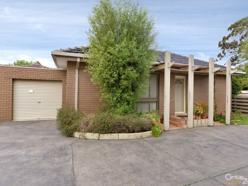 1/63 Carinish Road, Clayton VIC 3168