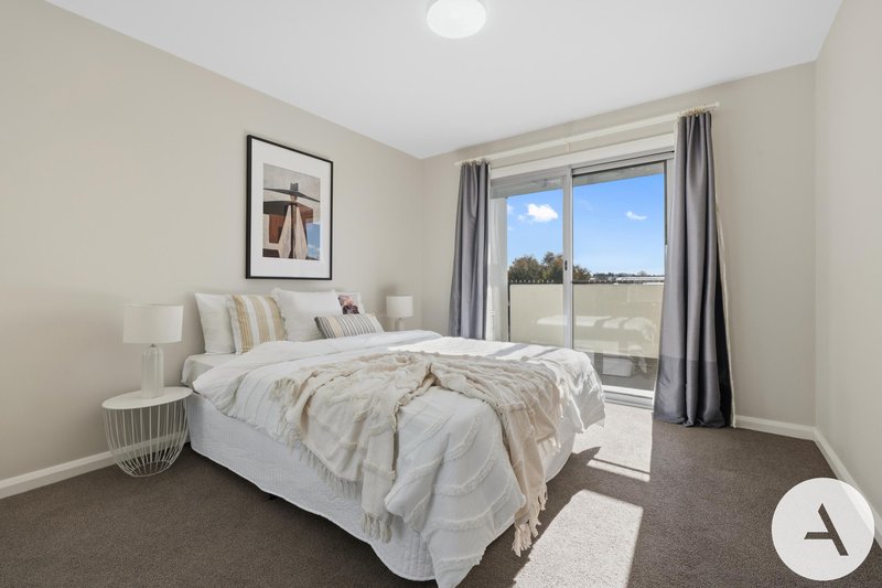 Photo - 16/3 Clare Burton Crescent, Franklin ACT 2913 - Image 9