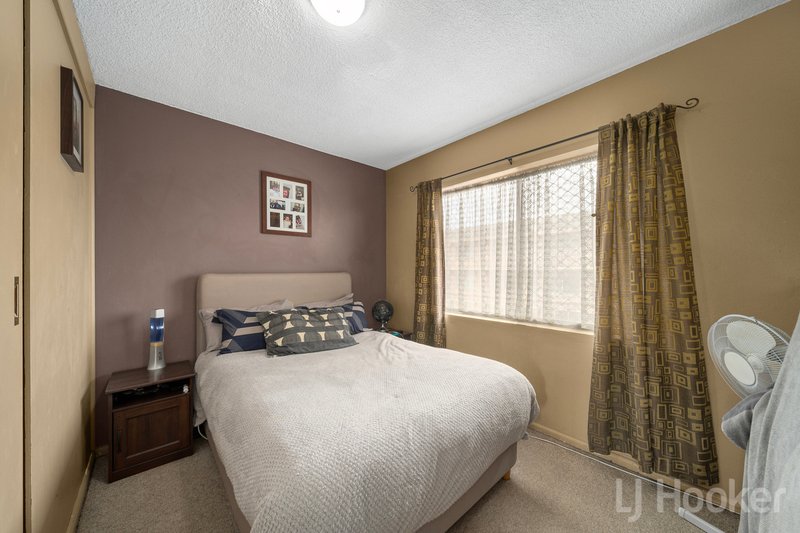 Photo - 1/63 Donald Road, Queanbeyan NSW 2620 - Image 7