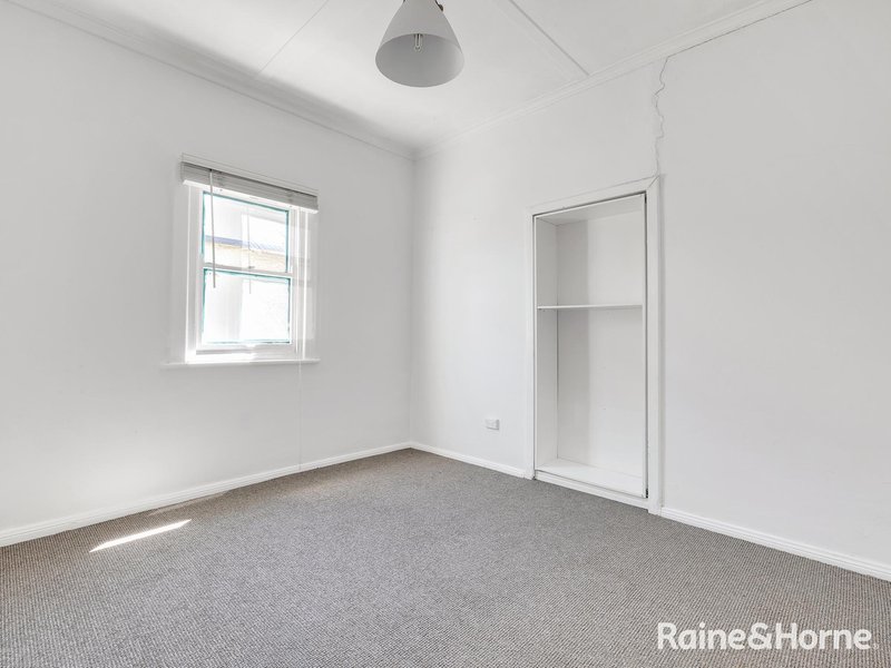 Photo - 163 Durham Street, Bathurst NSW 2795 - Image 13