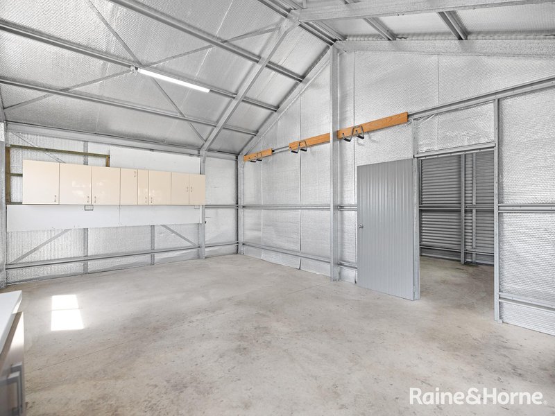 Photo - 163 Durham Street, Bathurst NSW 2795 - Image 17