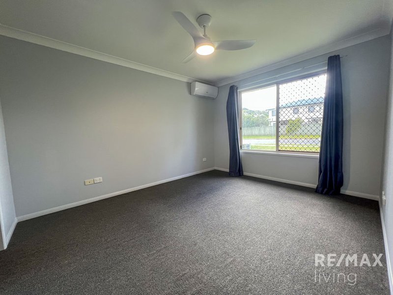 Photo - 1/63 Higgs Street, Rothwell QLD 4022 - Image 2