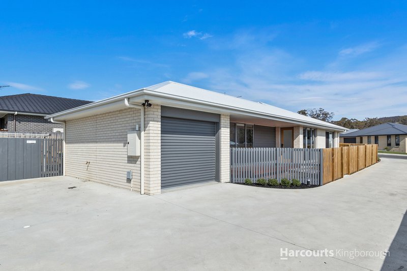 Photo - 1/63 Hollyhock Drive, Kingston TAS 7050 - Image 2