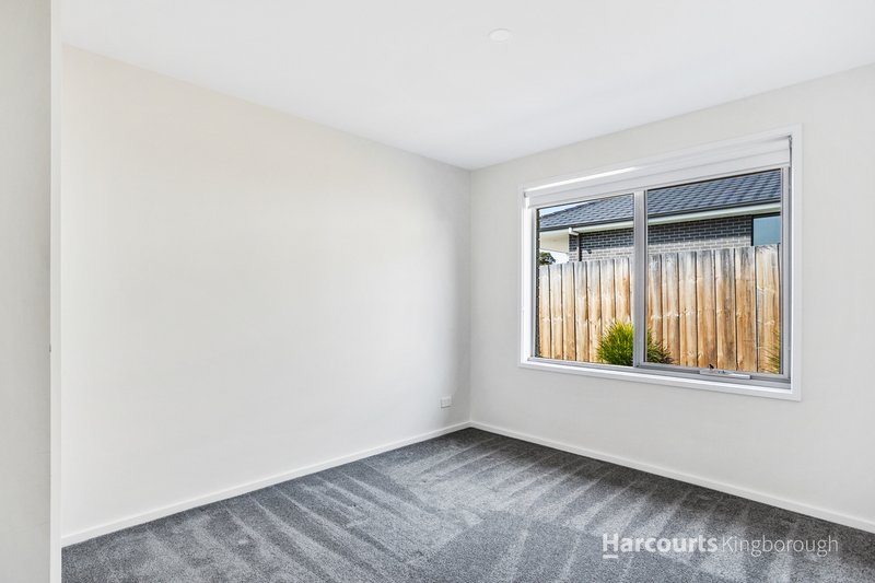 Photo - 1/63 Hollyhock Drive, Kingston TAS 7050 - Image 15