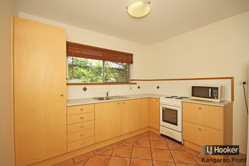 Photo - 1/63 Latrobe Street, East Brisbane QLD 4169 - Image 6