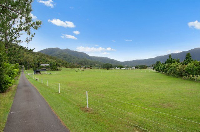 Photo - 163 Maitland Road, Gordonvale QLD 4865 - Image 12