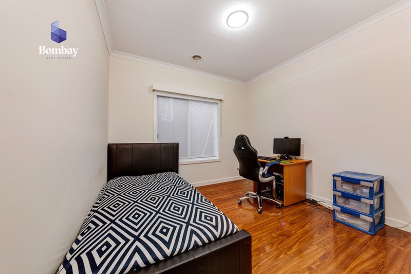 Photo - 163 Newbury Boulevard, Craigieburn VIC 3064 - Image 7