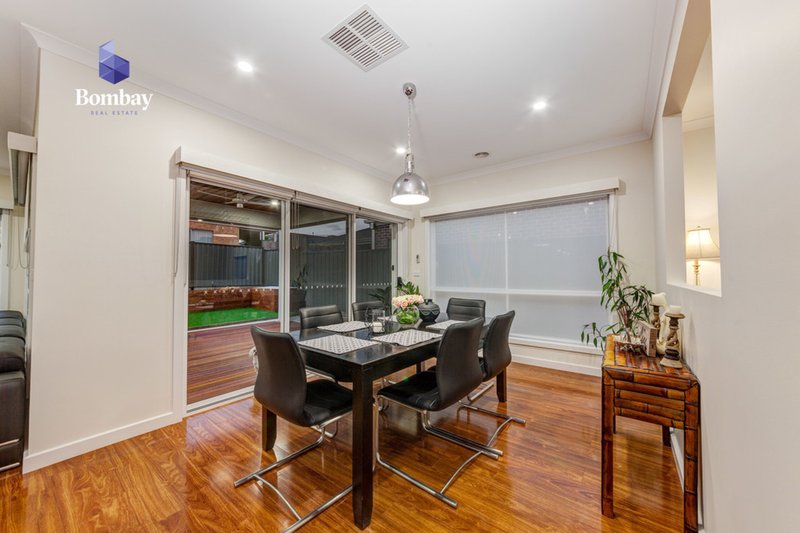 Photo - 163 Newbury Boulevard, Craigieburn VIC 3064 - Image 11