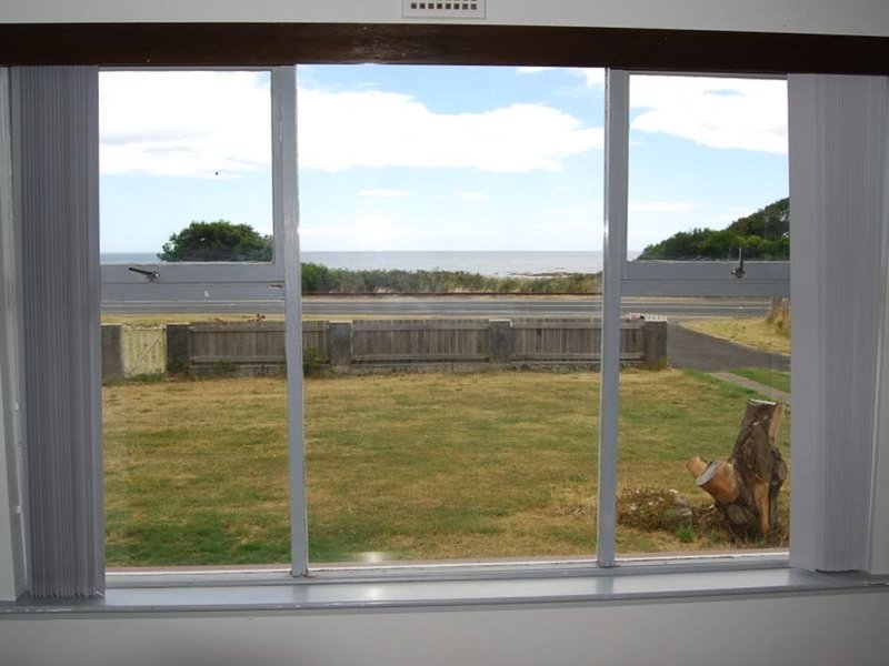 Photo - 163 Old Bass Highway, Wynyard TAS 7325 - Image 2