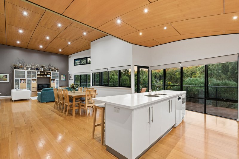 Photo - 163 Orange Valley Road, Kalamunda WA 6076 - Image 9